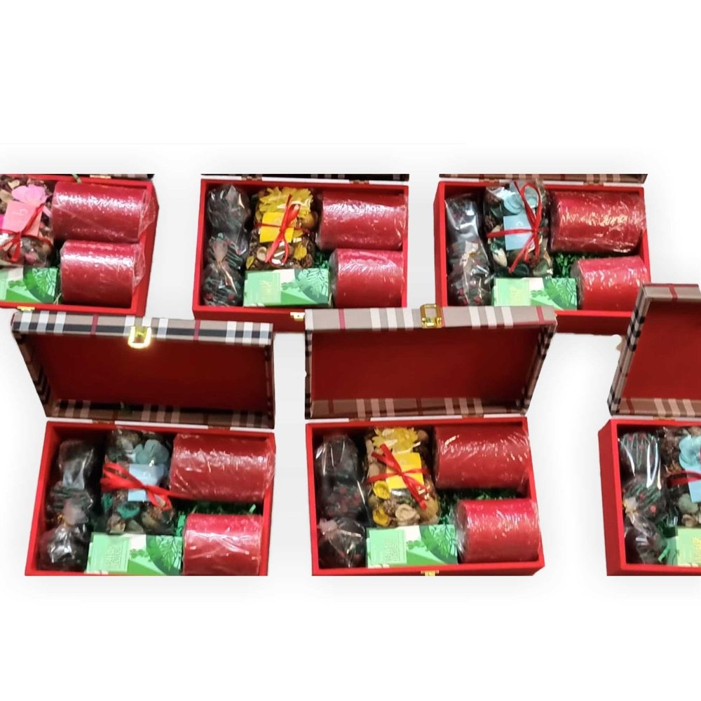 Purchase MDF Box Christmas Gift Hamper Online for Christmas