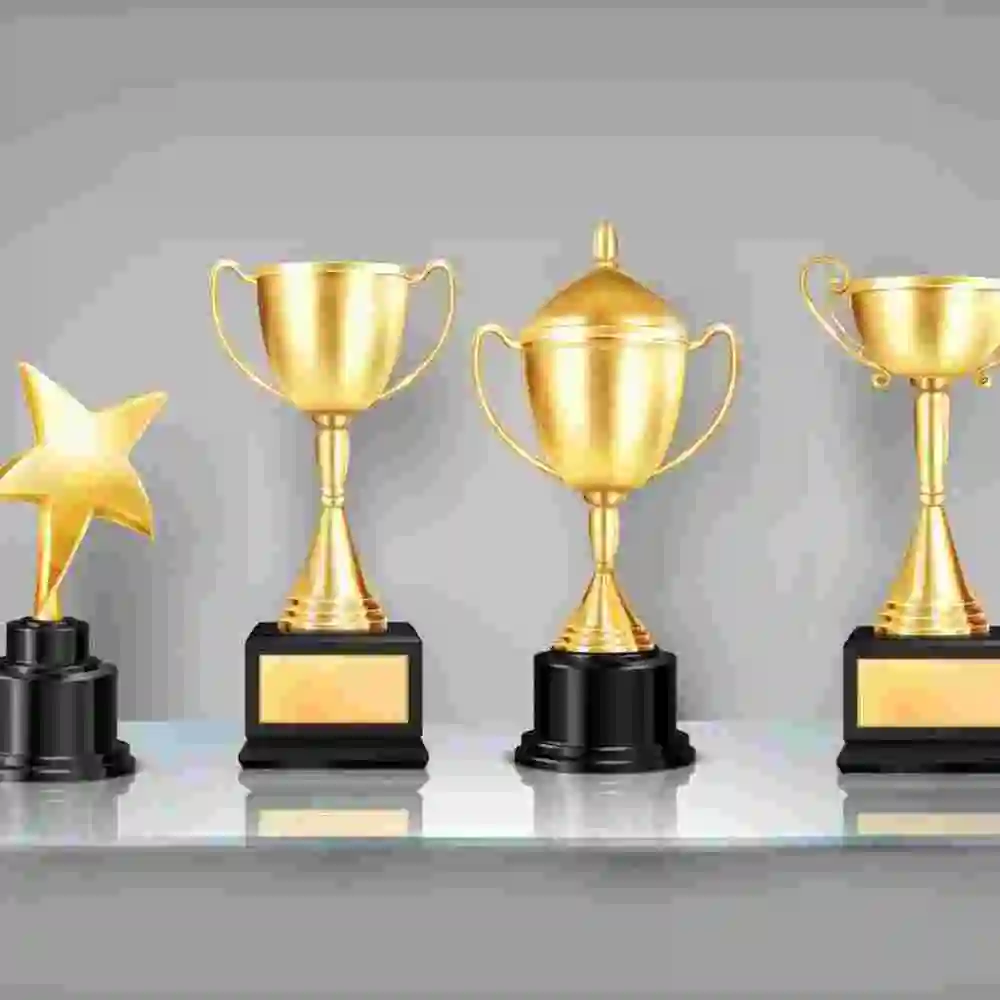 Buy Corporate Trophies and Awards for Employee Recognition Trophy Online in India